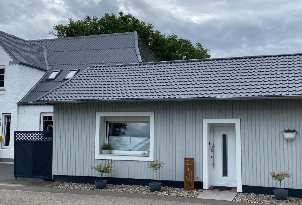 Appartement 1 Mit Kueche Und Neuem Bad, Frisch Saniert Friedrichskoog Exterior photo